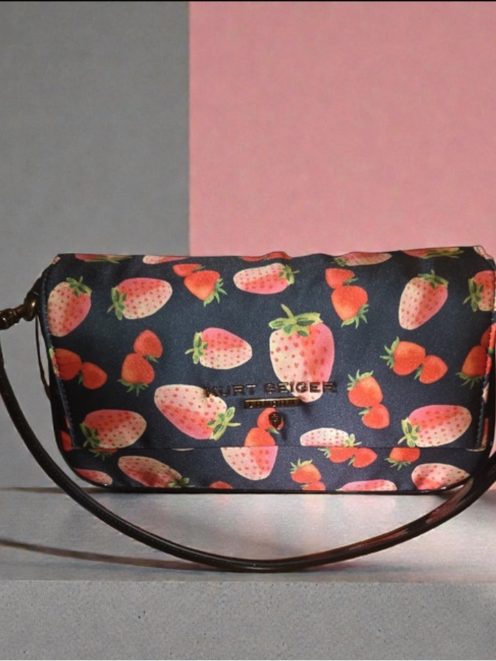Kurt Geiger Bag GIVEAWAY - Picture 5 of 7